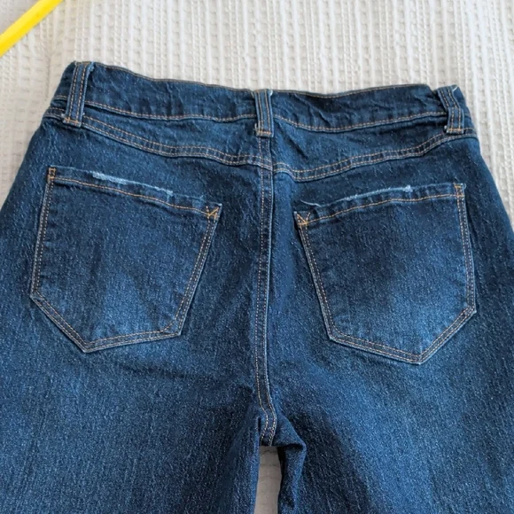 Stylish Dark Blue Cropped Jeans - Picture 7 of 8